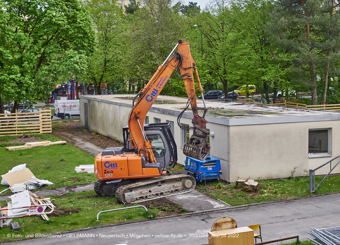 04.05.2022 - Baustelle am Haus für Kinder in Neuperlach